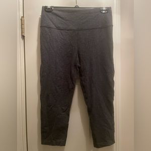 SHEIN Heather Grey 3/4 Length Leggings, Size L